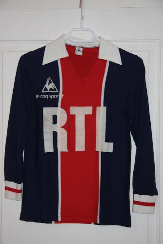 Paris Saint-Germain 1980-81 Home 2 Kit